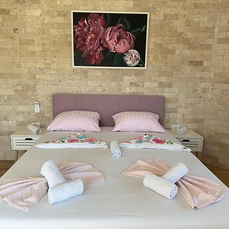 Gjinaj Apartments Ulcinj Exterior photo