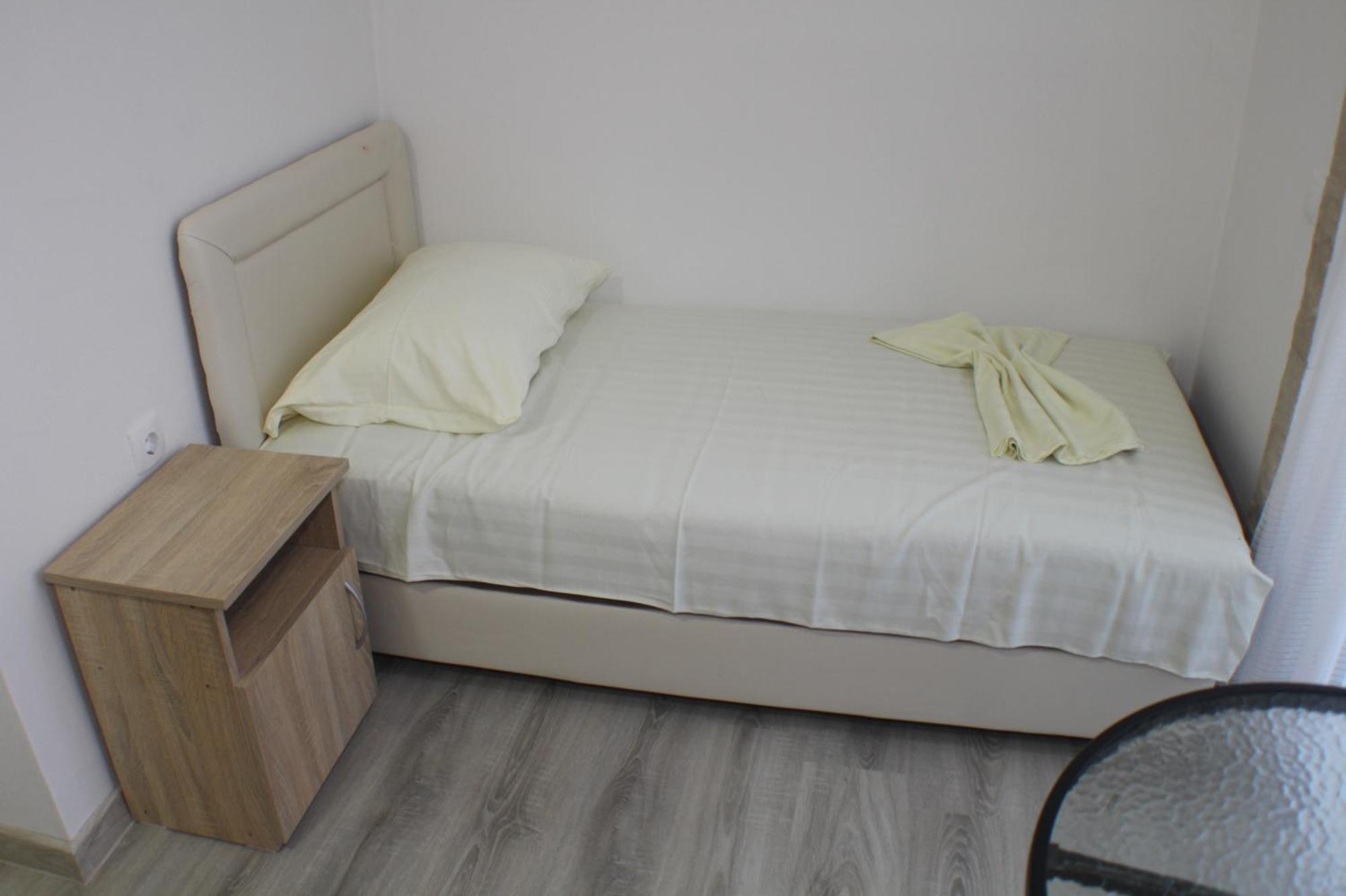Gjinaj Apartments Ulcinj Room photo