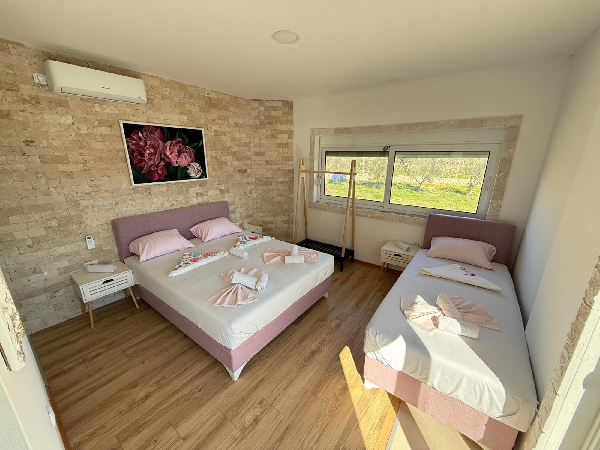 Gjinaj Apartments Ulcinj Exterior photo