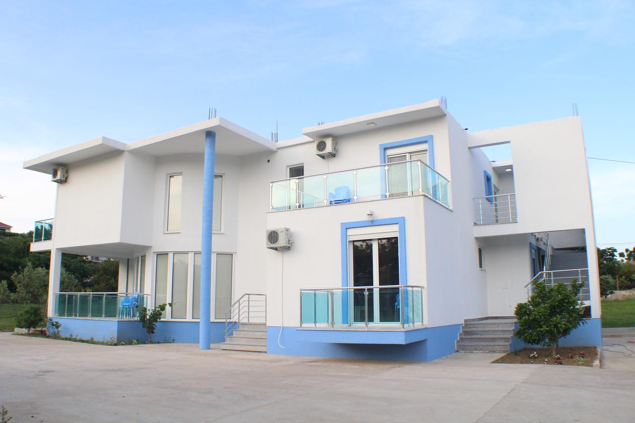 Gjinaj Apartments Ulcinj Exterior photo
